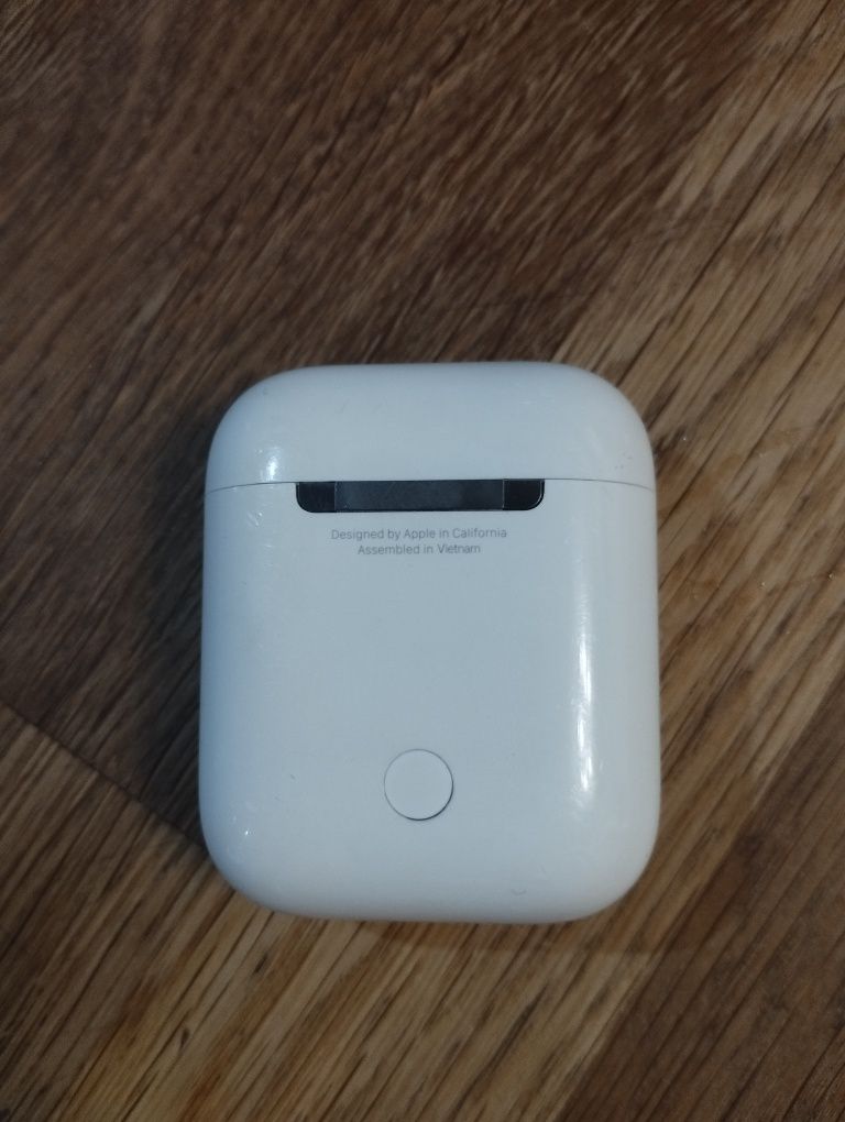 Apple air pods case ładujący