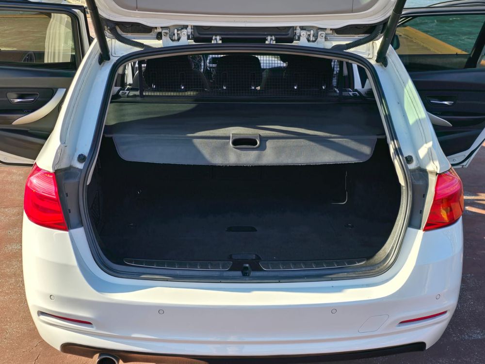 BMW 318D 2017
