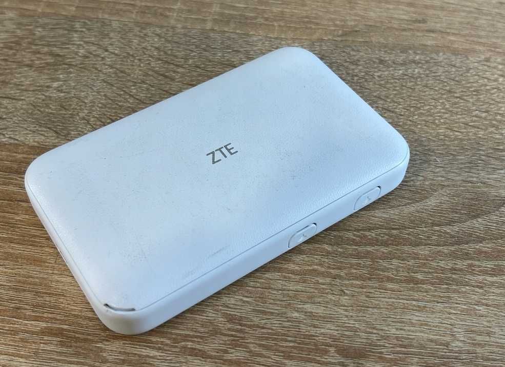 Bezprzewodowy router ZTE U50 karta sim 5G LTE Wi-Fi 6