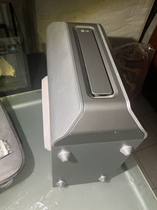 Subwoofer LG sistema LG  LHS-T6740W