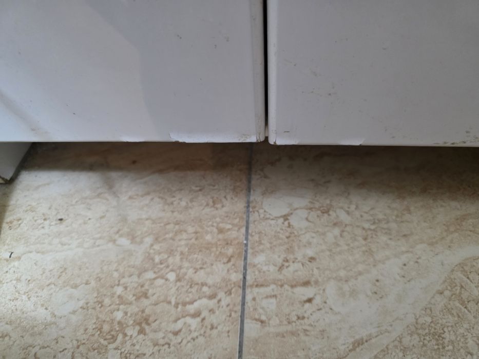 Szafka łazienkowa z umywalką +bateria