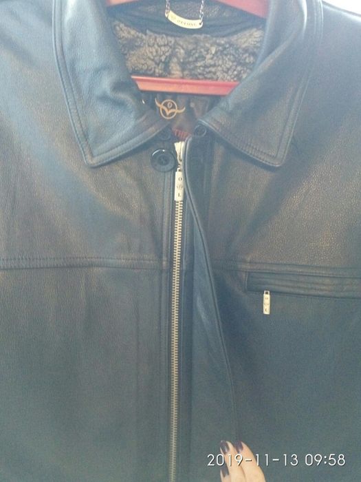 Продам кожанную куртку