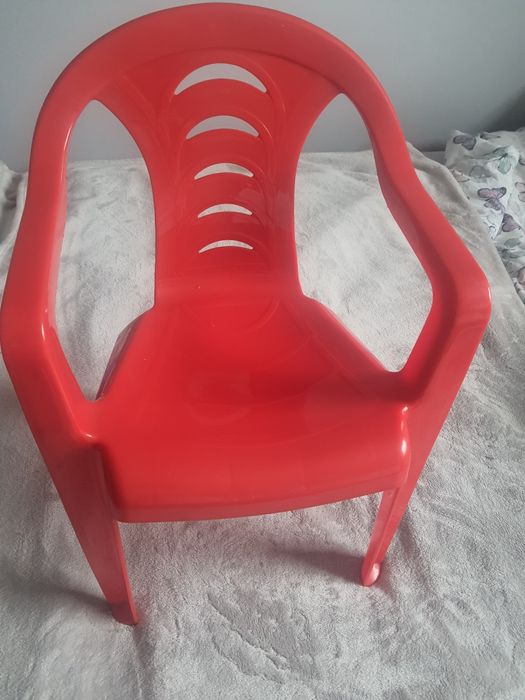 Krzesełko dla Dziecka Plastikowe Czerwone