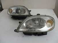 Farol Optica Citroen Saxo Esquerdo / Direito 2000 a 2004