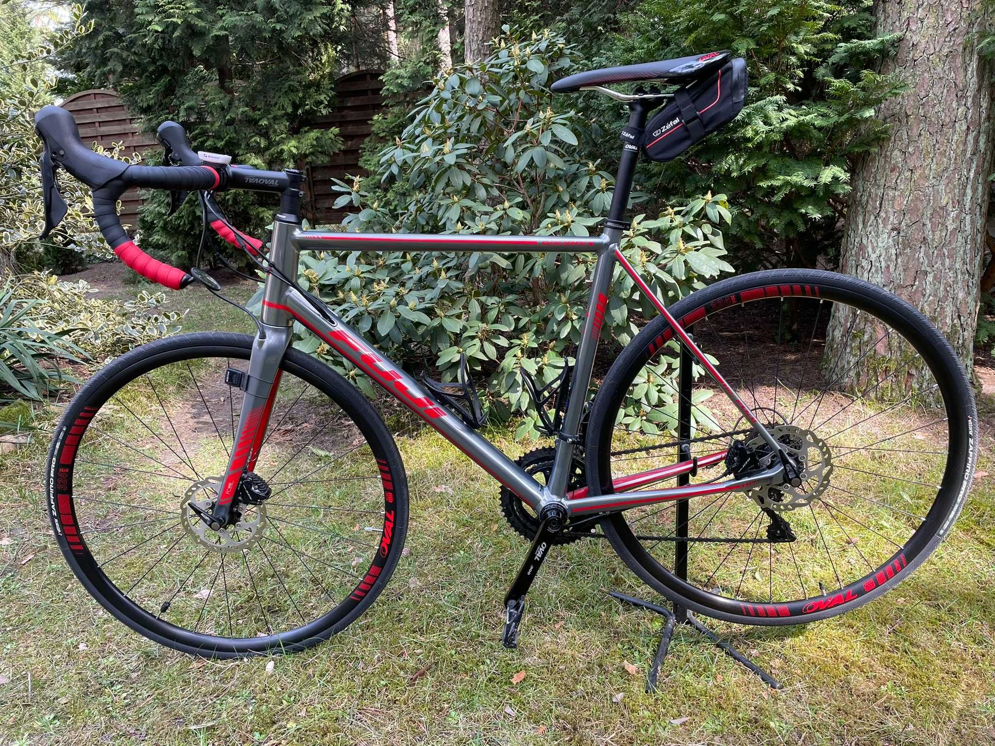Rower szosowy Fuji Roubaix 1.3, rozmiar 58 XL, Shimano 105
