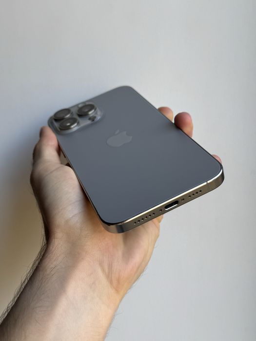 iPhone 15 Pro Max 256 Gb Natural Titanium Neverlock АКБ 86% Физ Сим