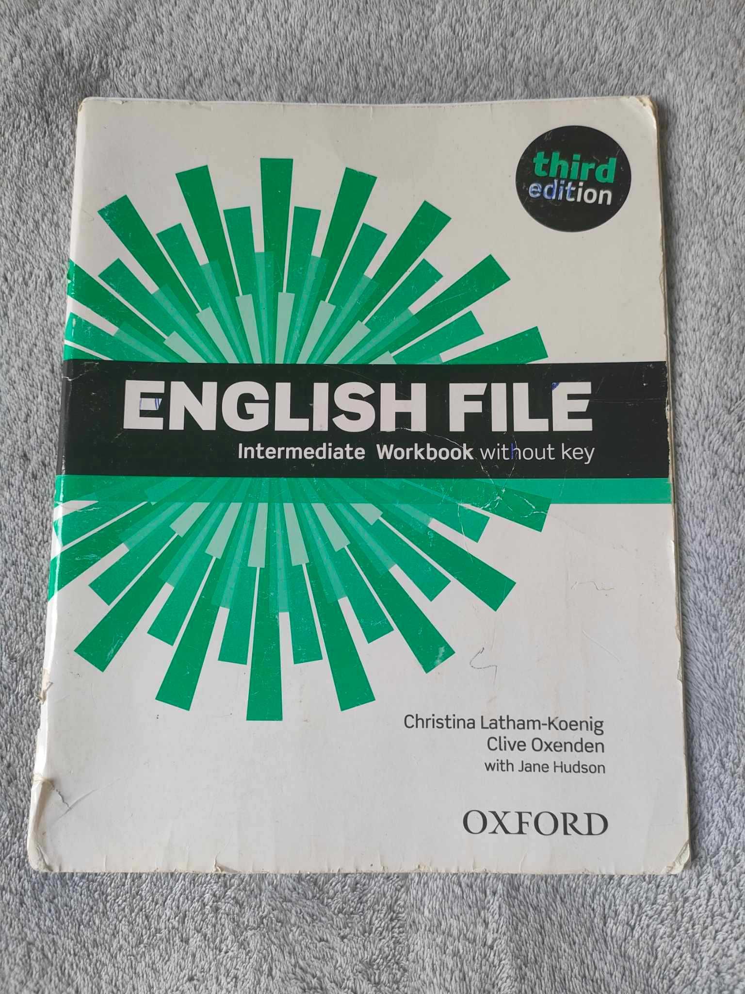 ENGLISH FILE Intermediate Student's Book and Workbook