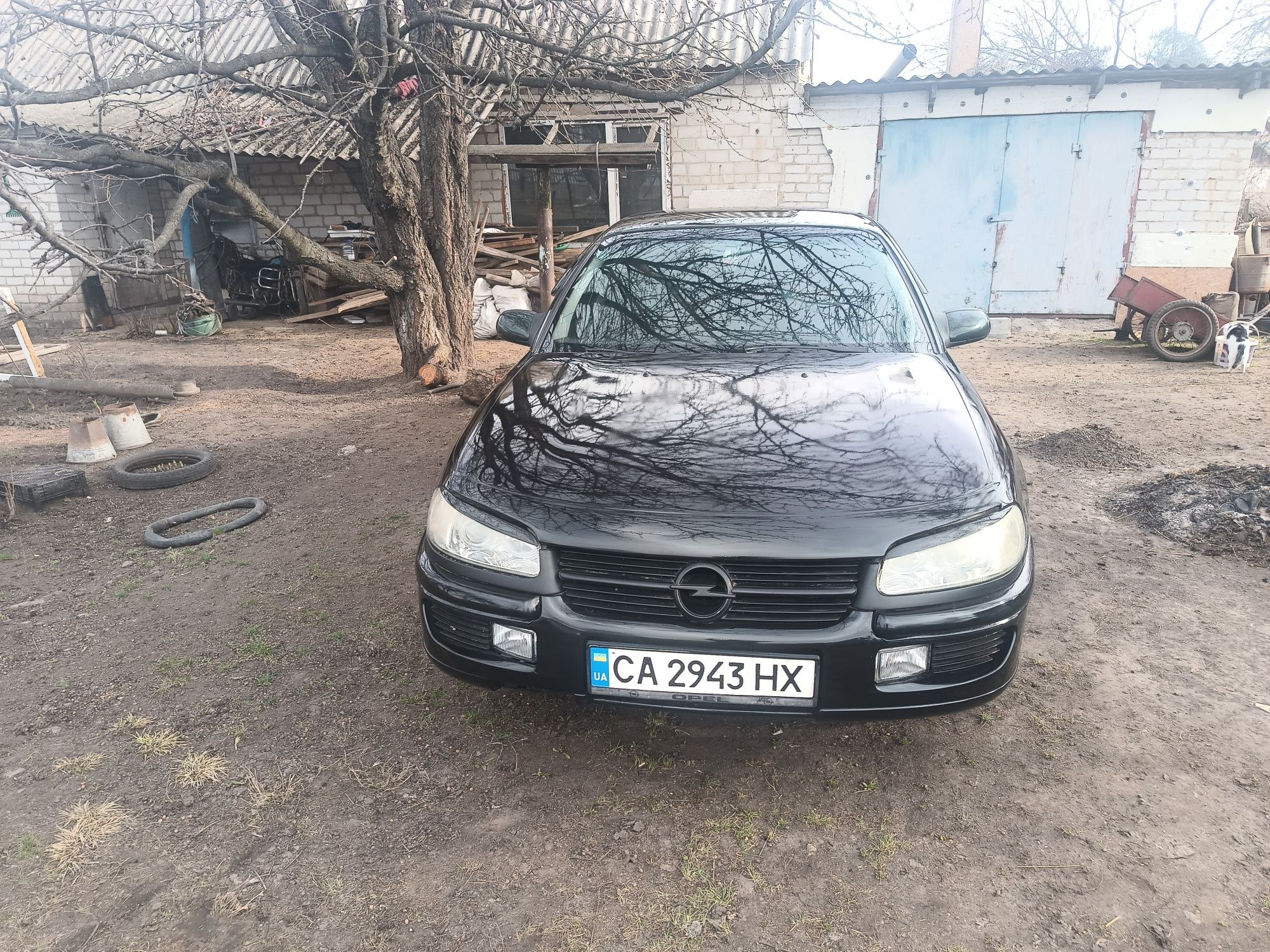 Опель Омега Б 2.5