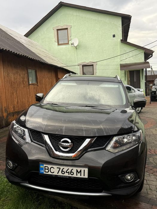 Продам Nissan Rogue