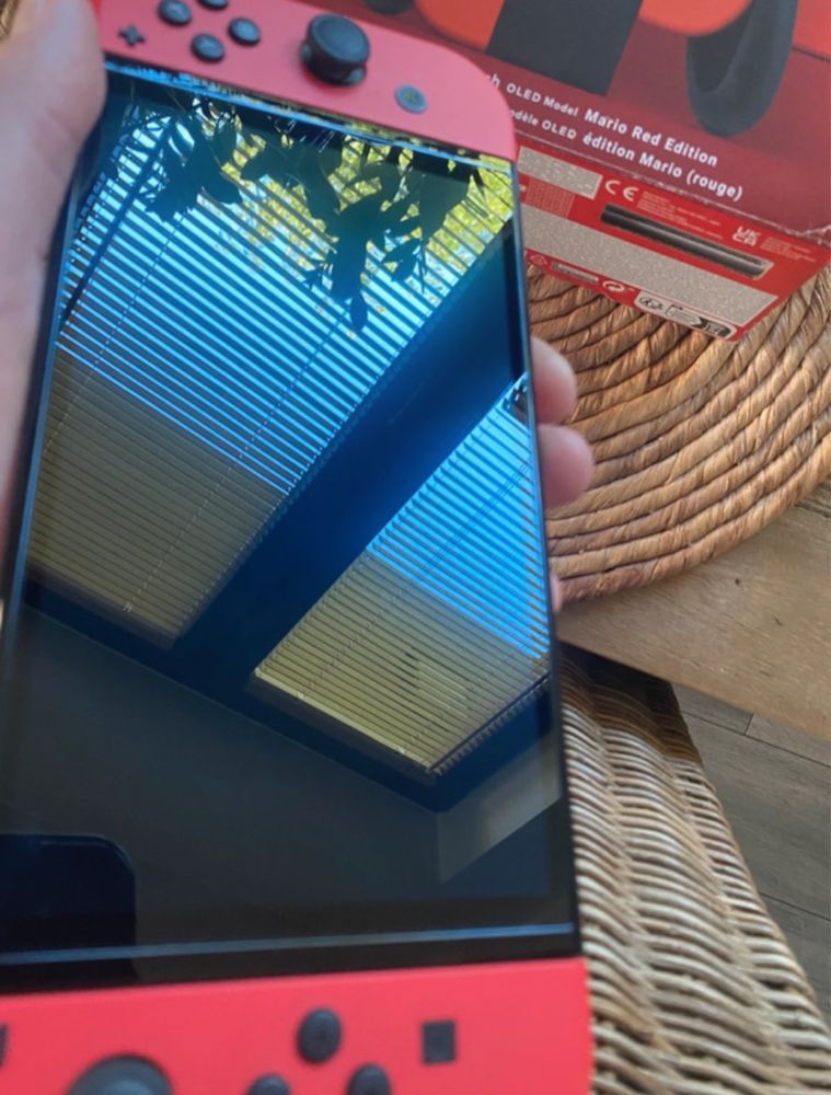 Nibtendo Switch Oled Mario edycja