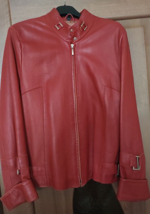 Продам кожаную куртку