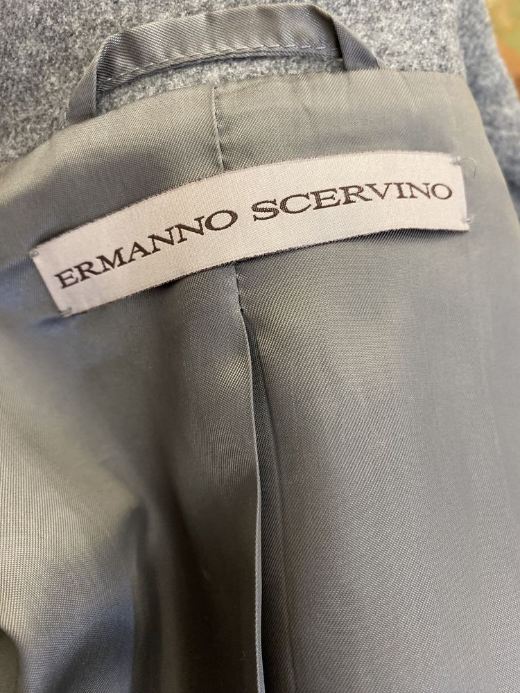 Дуже гарне пальто Ermanno Scervino. Люкс бренд. Оригінал.