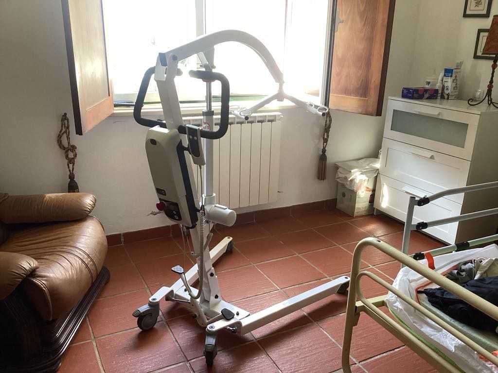 Grua de transporte de doentes para idosos