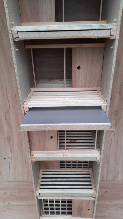 Cele lęgowe półki dla gołębi