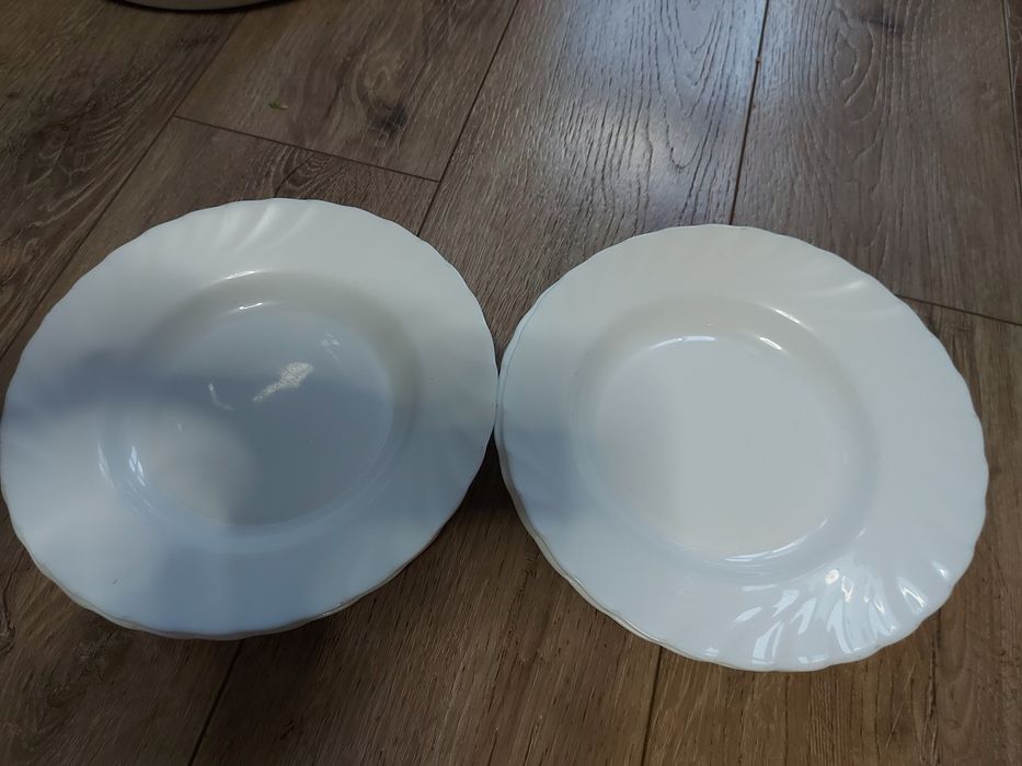 Тарілки люмінарк білі круглі