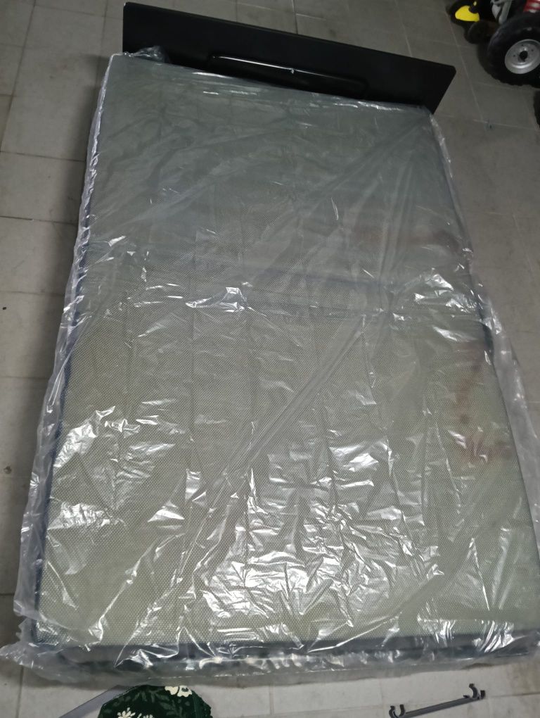 Divã cama desdobrável