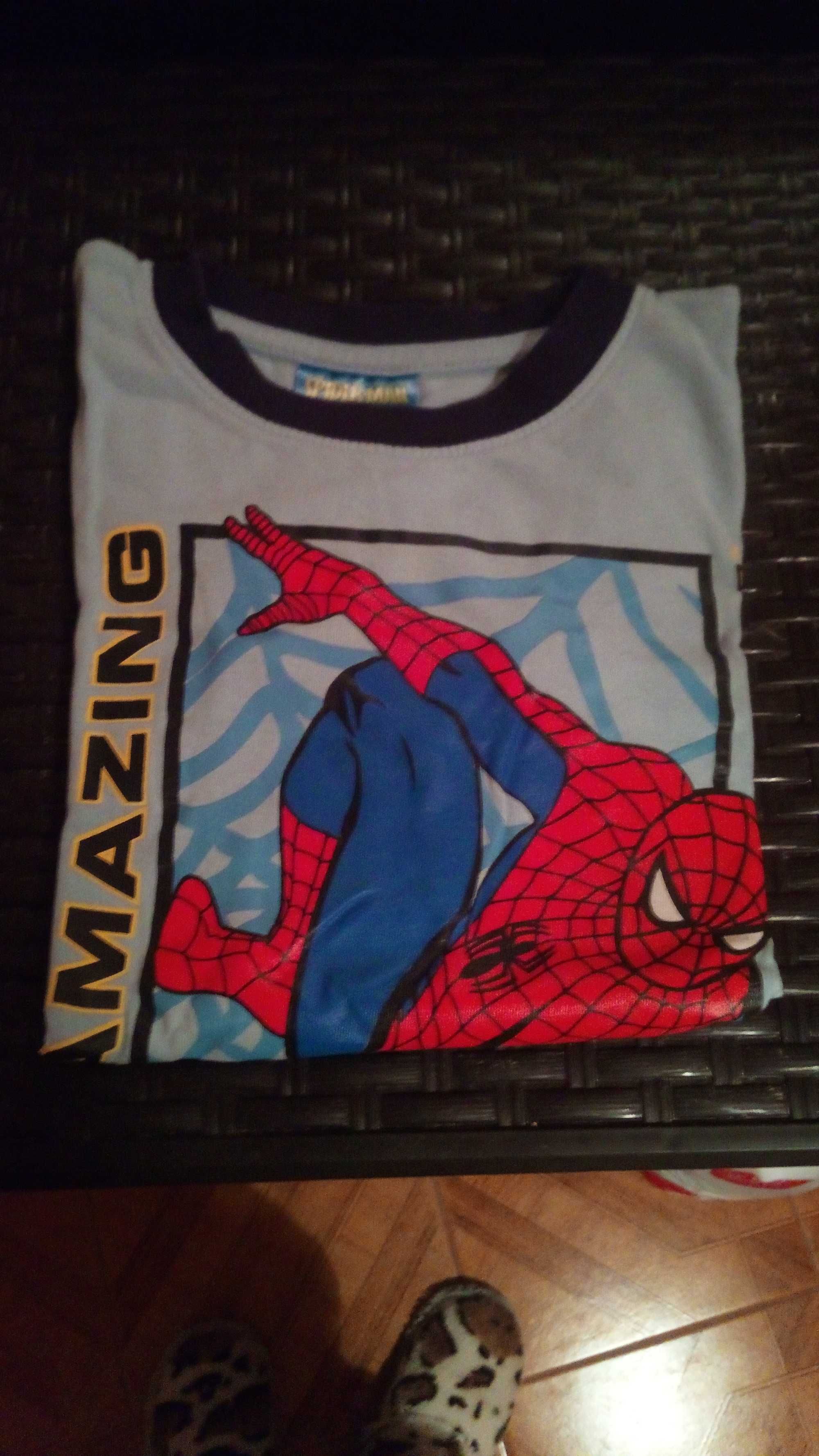 T-shirts, preço das duas, para 6 anos, Spiderman e Cartoon Networks