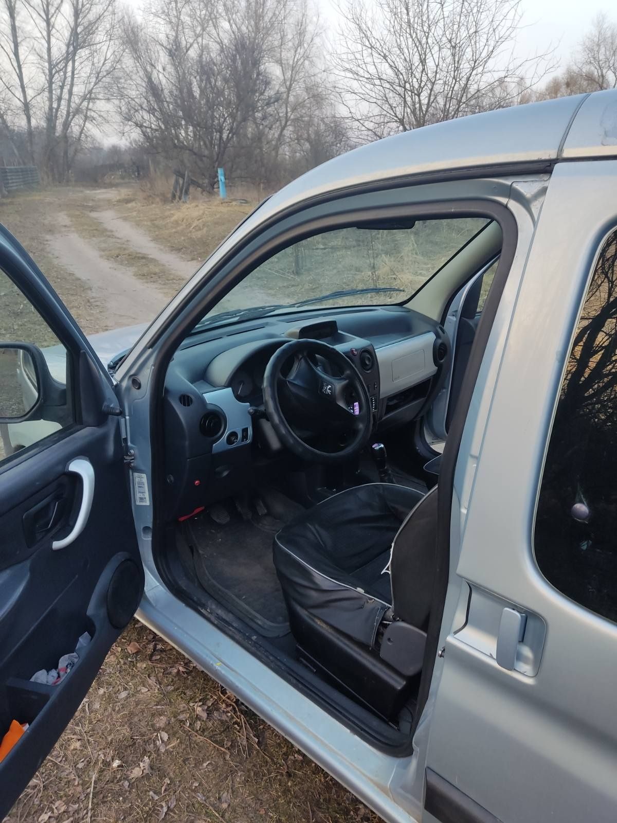 Продам Peugeot Partner 2003 року