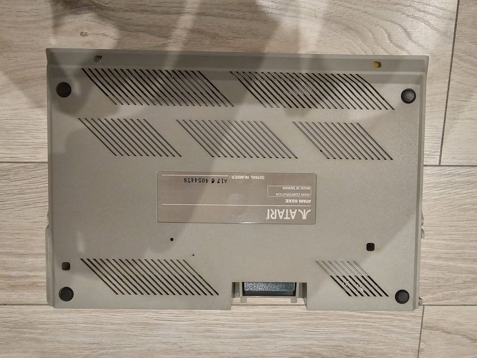 Atari 65xe z magnetofonem