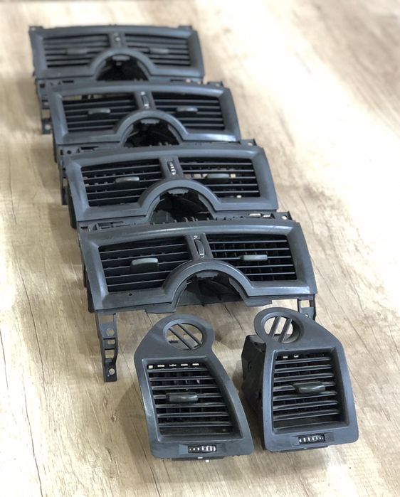 Рено Меган 2 дефлектор воздуха воздуховод салона