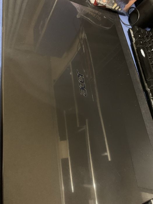 Acer aspire v3 771g 17 дюймів і5 8gb ssd 256+ hdd750