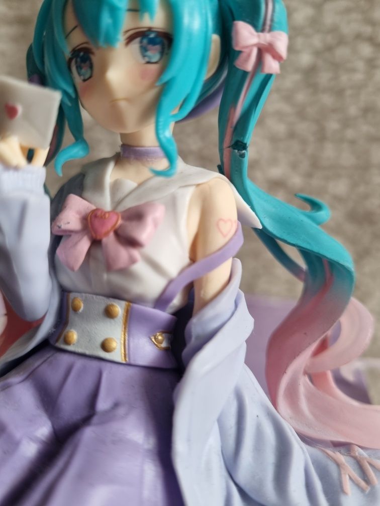 Hatsune Miku Noodle Stopper Figure - Sailor Suit in Love (Purple ver.)