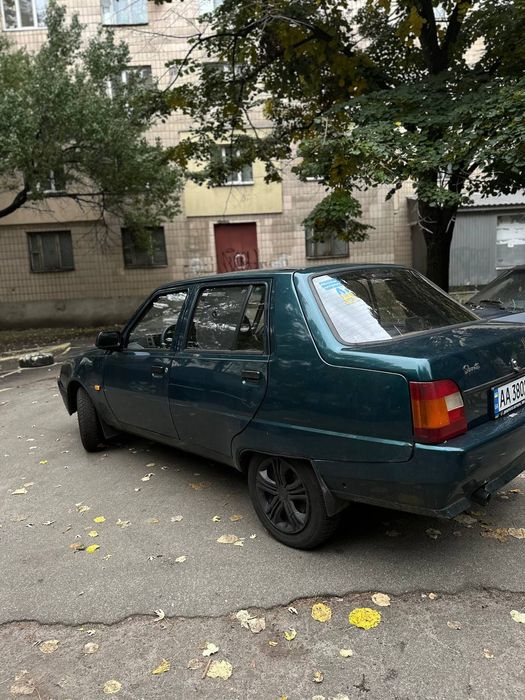 Продажа Славута 1.1 карбюратор ,поставлен електро насос.1999р.