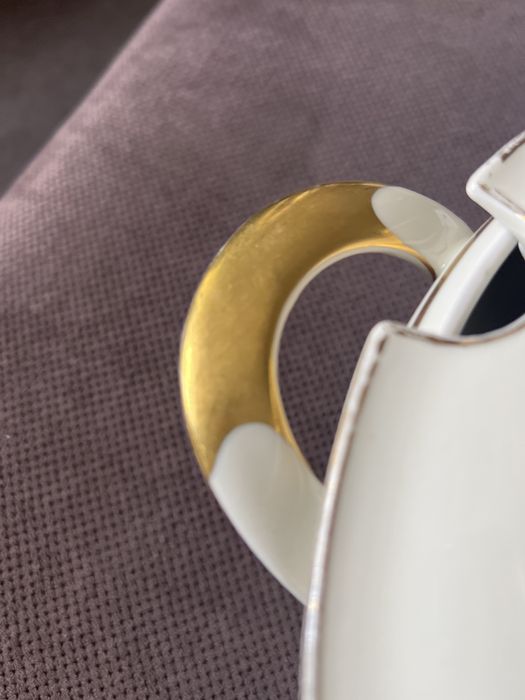 Waza porcelanowa antyk złocona do kolekcji