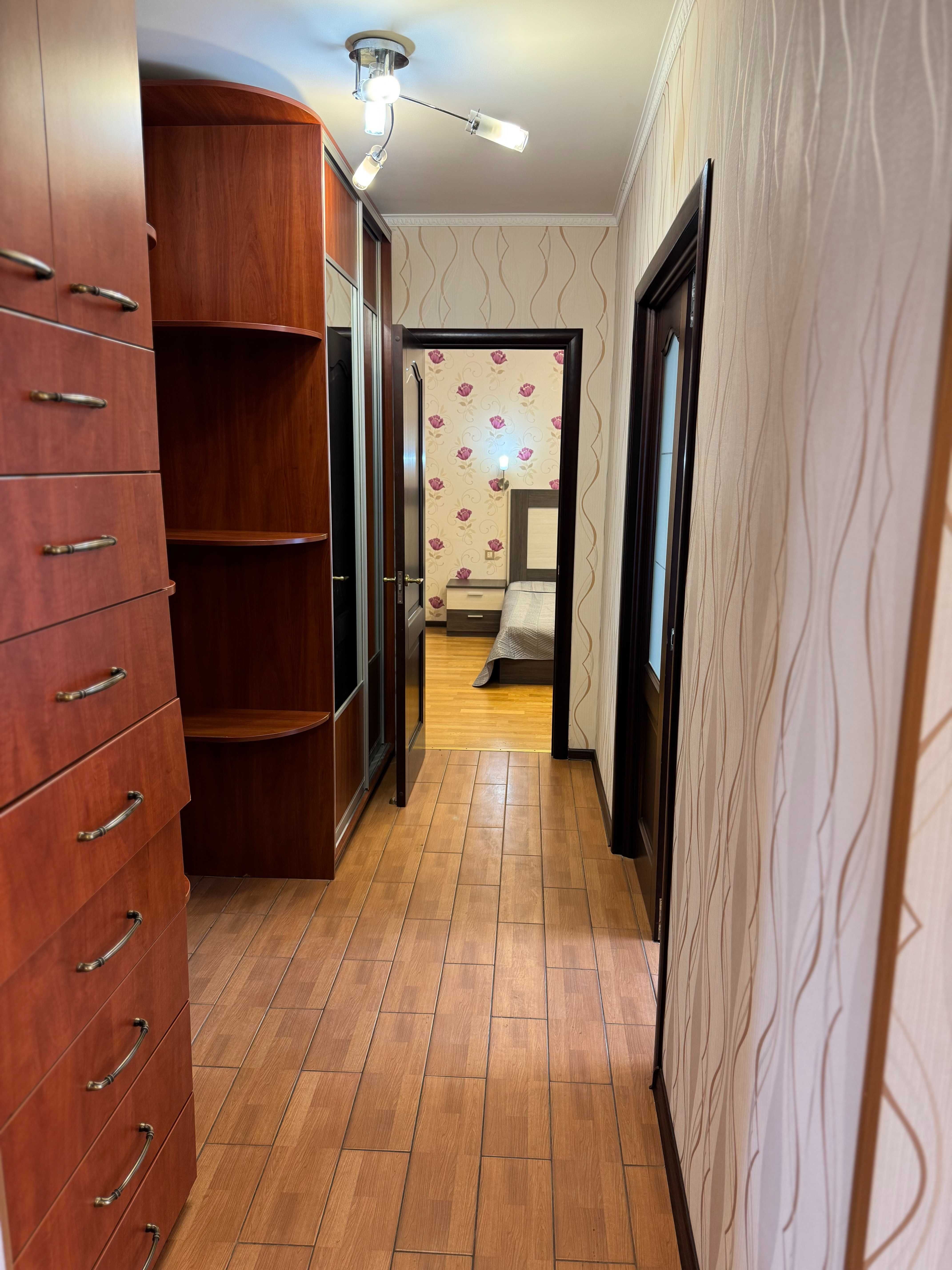 Продаж 2-к квартири Оболонь Автозаводська буд. 81