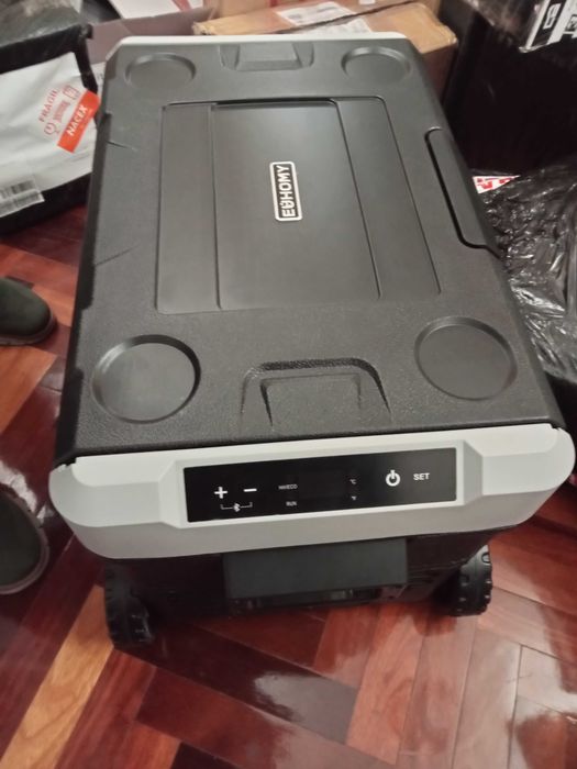 Frigorífico Portátil Com Rodas. Oportunidades