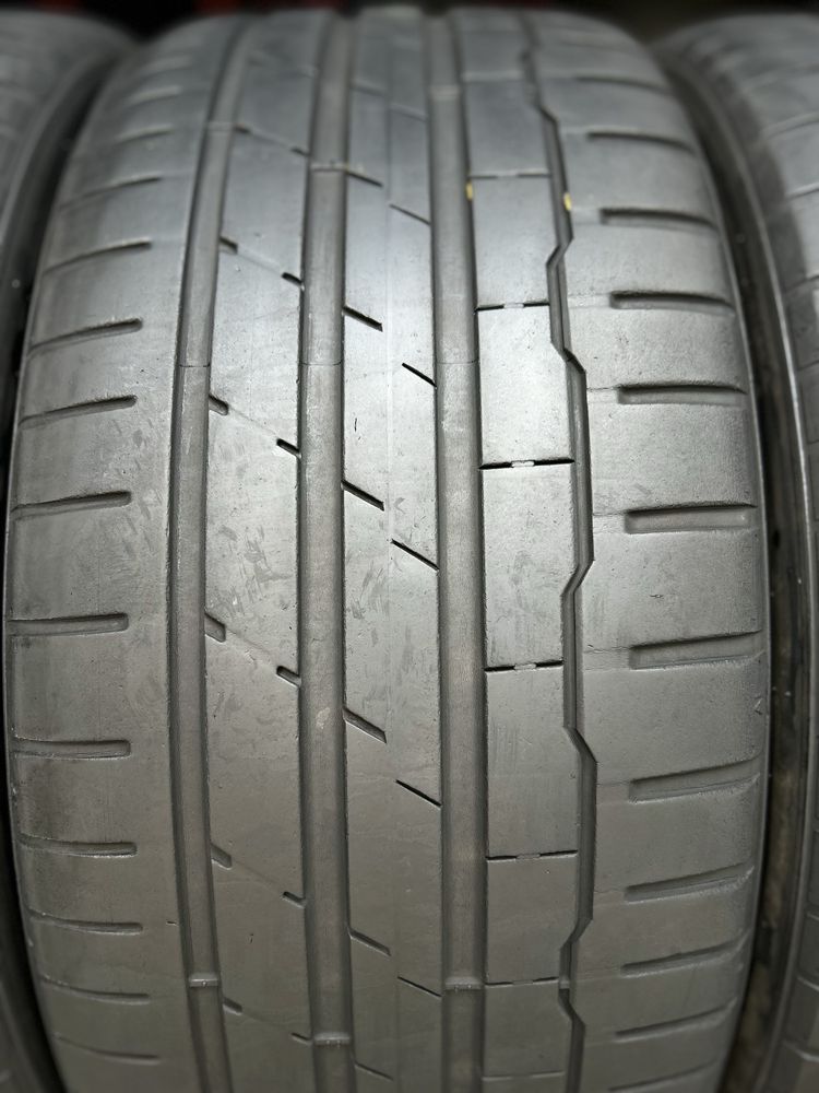 Шины летние 235/35/R20 Hankook Ventus S1 Evo 3