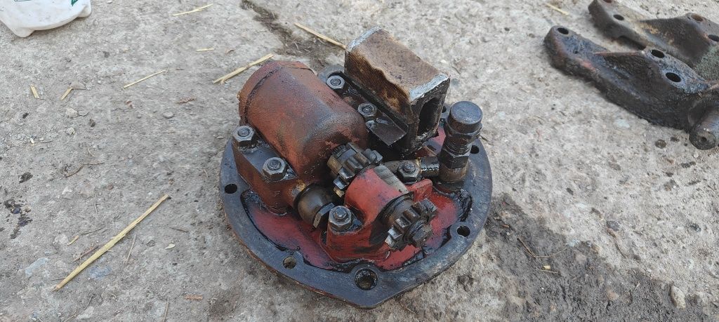 Pompa podnośnika hydrauliczna dekiel Zetor 3011 Major