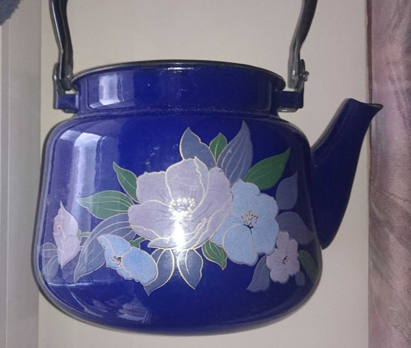 Чайники эмалированные