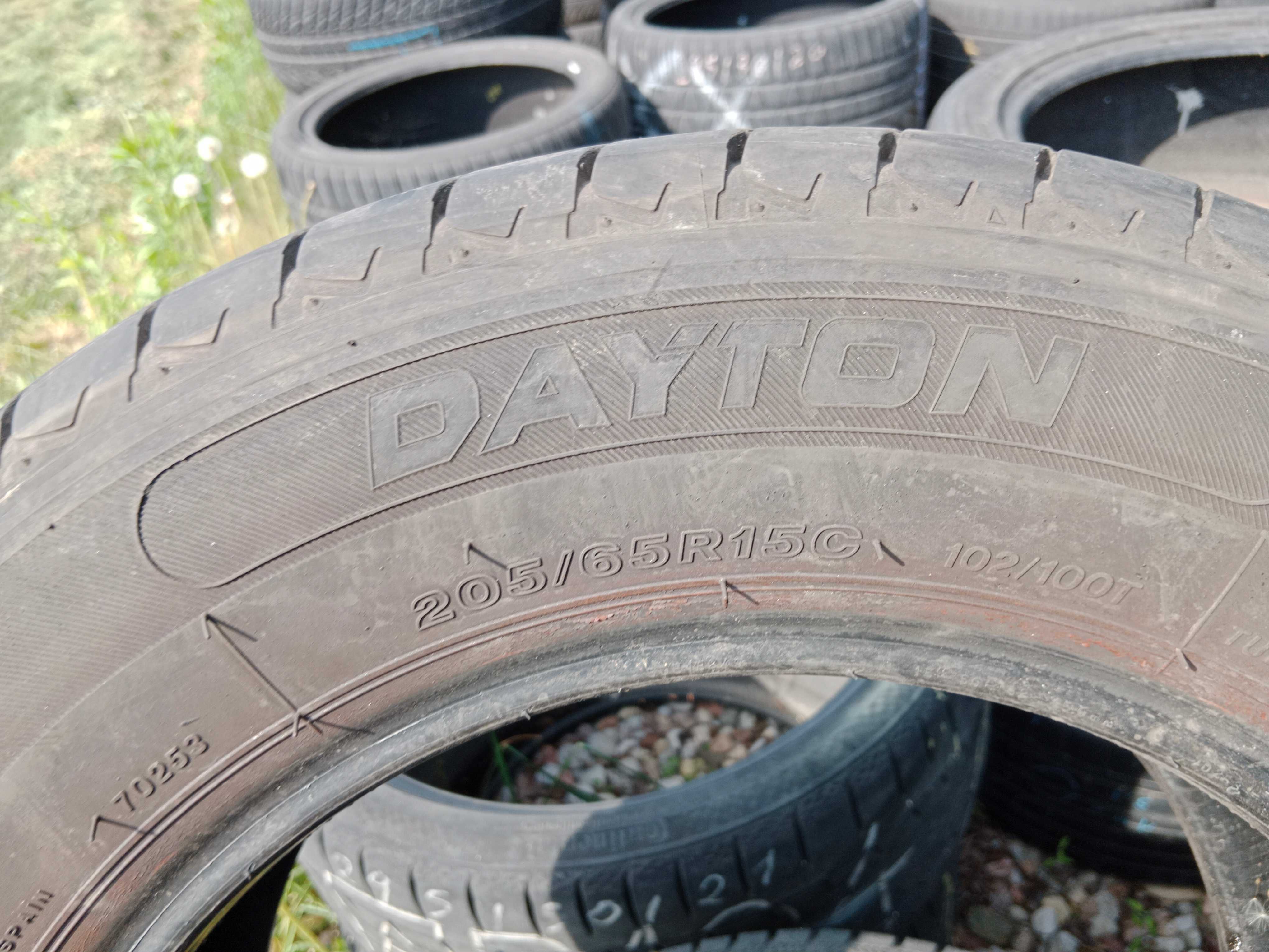 Opona używana letnia 205/65R16C Dayton Van 1szt.