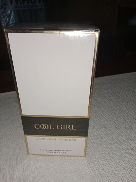 Perfum szpilka biała