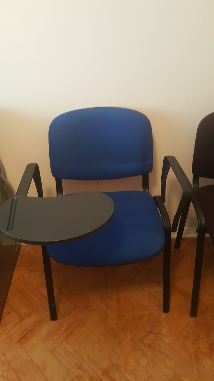 Cadeiras com e sem rodas de escritorio