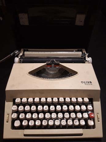 Maquina escrever Oliva 2002
