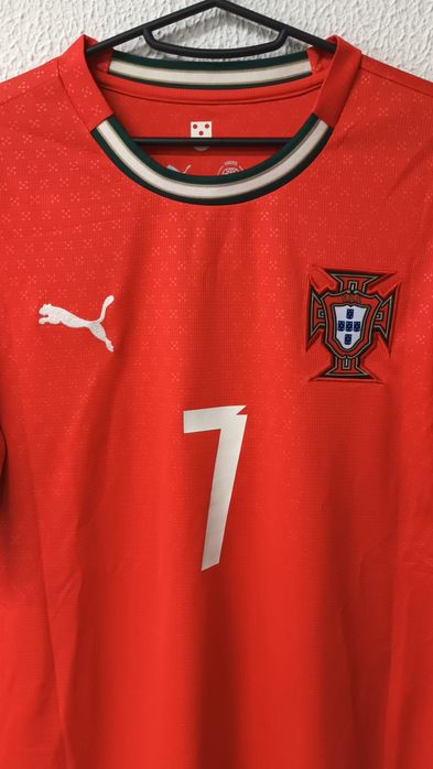 Camisola Cristiano Ronaldo Portugal PUMA
Seleção Portugal 2025 (PUMA)