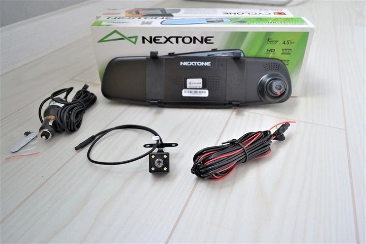 Автомобільний відеореєстратор-дзеркало Nextone MR-12 на 2 камери екран