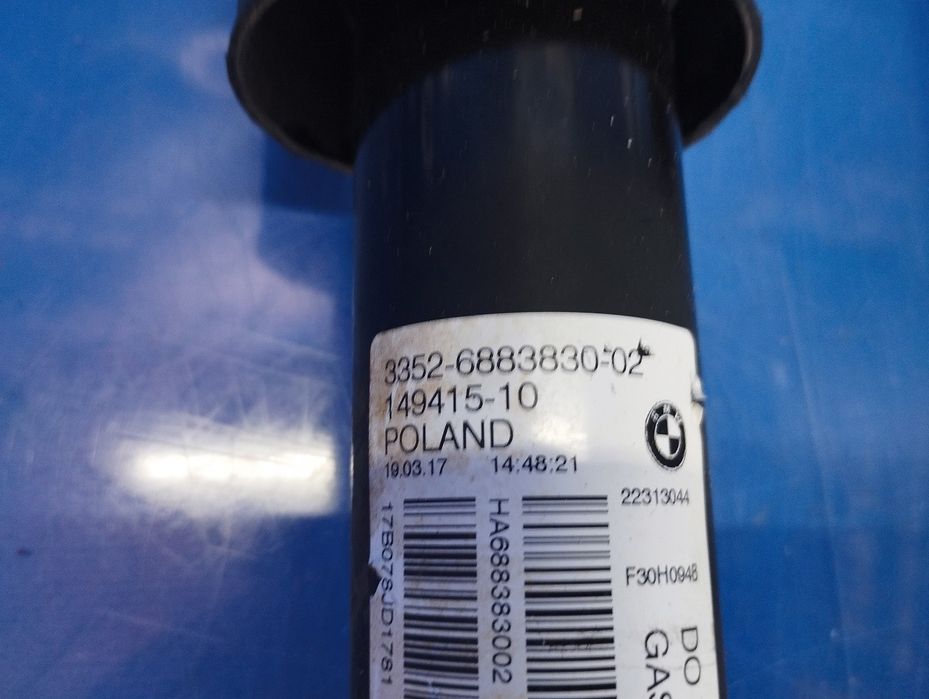 Стойка амортизатора БМВ 3 Ф30 Стійка задня BMW F30