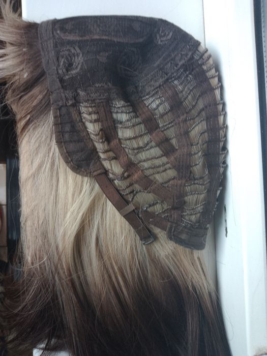 Эффектный термостойкий парик каре