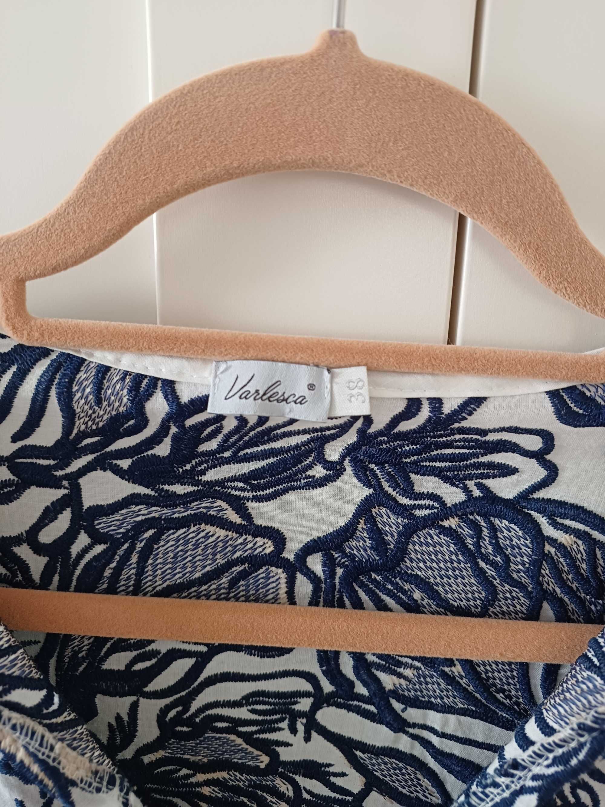 Varlesca sukienka niebieska kwiaty beżowa r.38, M