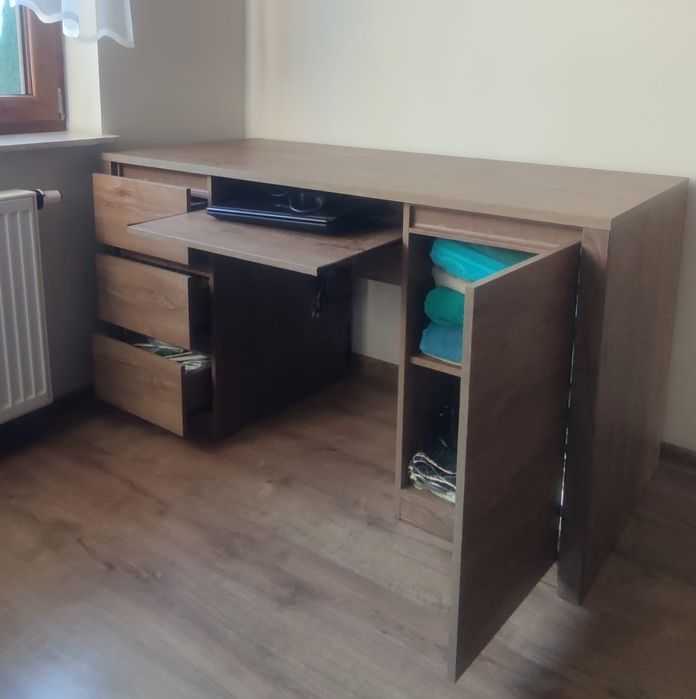 Duże biurko bardzo głębokie dwie strony do przechowywania