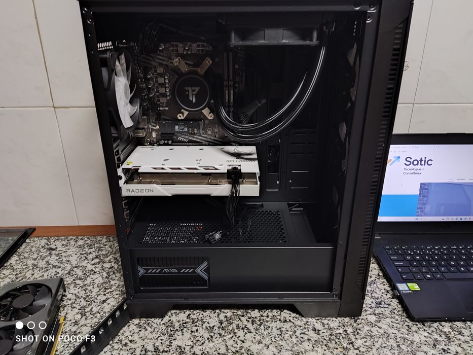 PC Gaming AMD 6650XT 8GB, Ryzen 5 5500, 32 GB ram, 1TB NVMe SSD