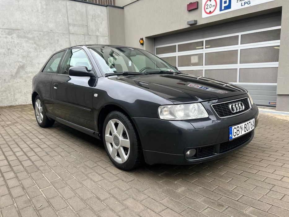Audi A3 1.8 Turbo 220KM