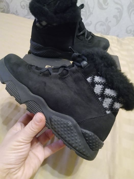 Жіноче взуття осінь - зима на 37- 39р