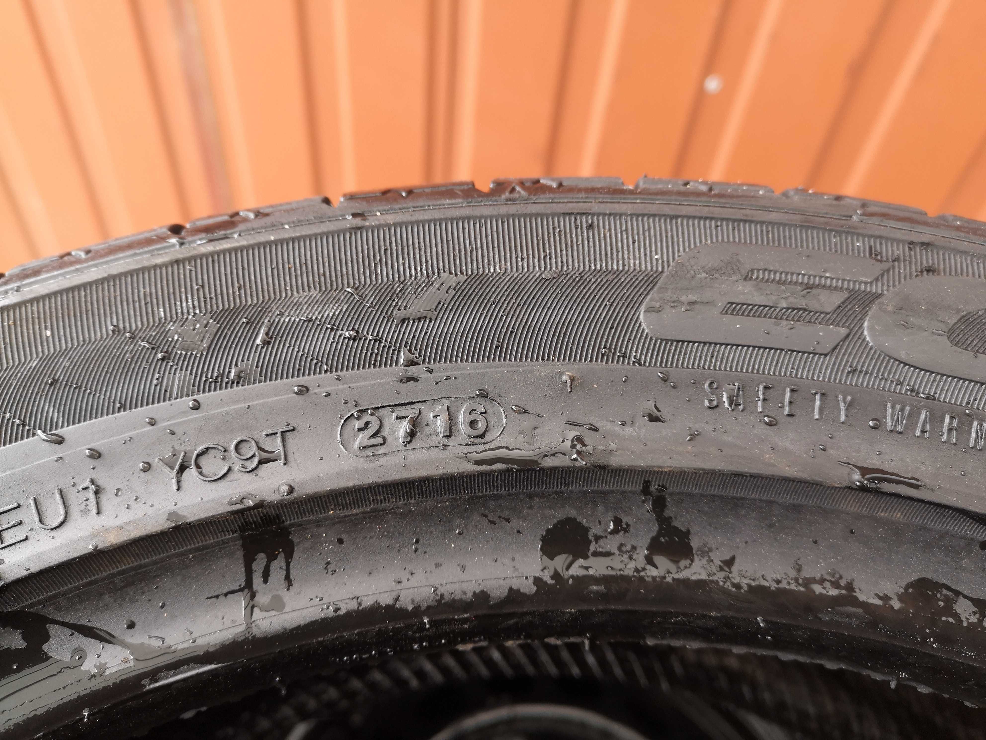 225/45 ZR17 94Y - Kumho Ecsta Le Sport (2 sztuki)