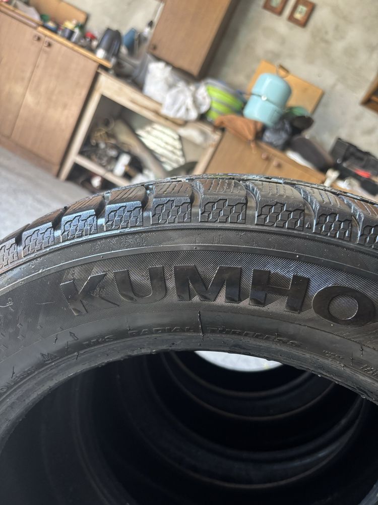 Шини до авто зимові225/60 R 18