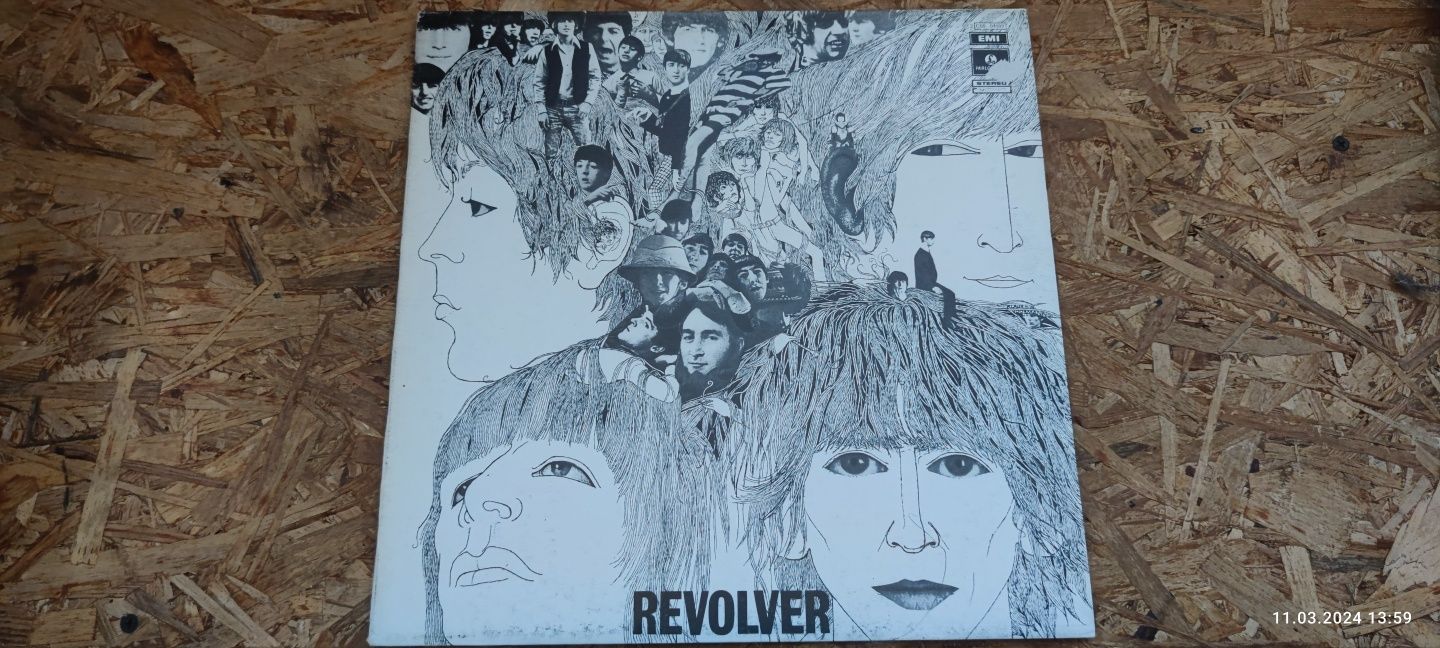 Продам пластинку The Beatles - Revolver