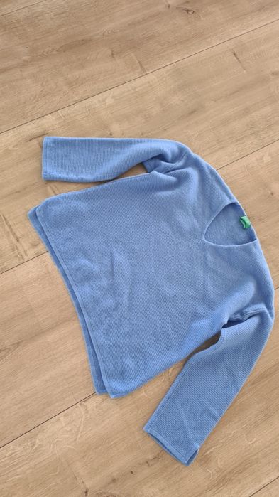 Sweter United Colors of Benetton. 100% Pure New Wool. 36 S / 34 XS. Ni